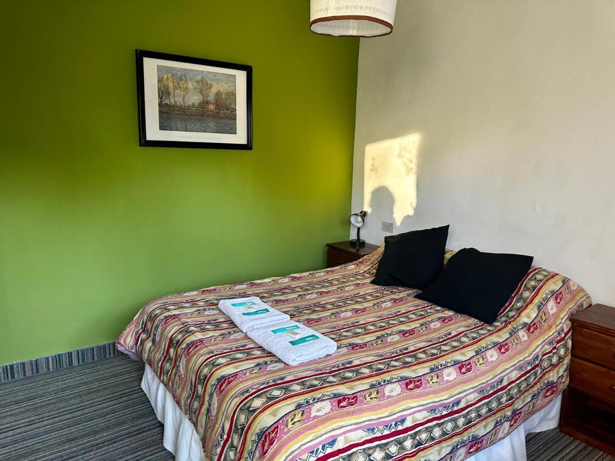 Amancay Hostal Patagonico Hotel El Calafate Luaran gambar