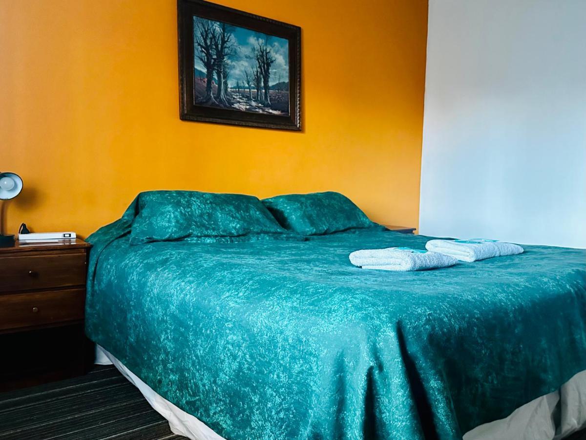Amancay Hostal Patagonico Hotel El Calafate Luaran gambar